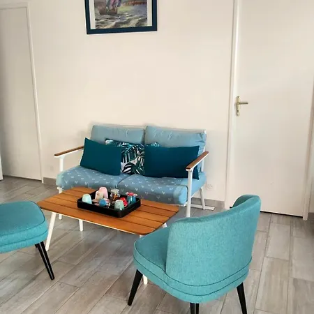 Le Mazet Sooksabai, Confort, Charme Et Découverte En Petite Camargue Casa vacanze Saint-Laurent-dʼAigouze