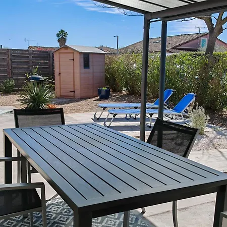 Le Mazet Sooksabai, Confort, Charme Et Découverte En Petite Camargue Hébergement de vacances Saint-Laurent-dʼAigouze