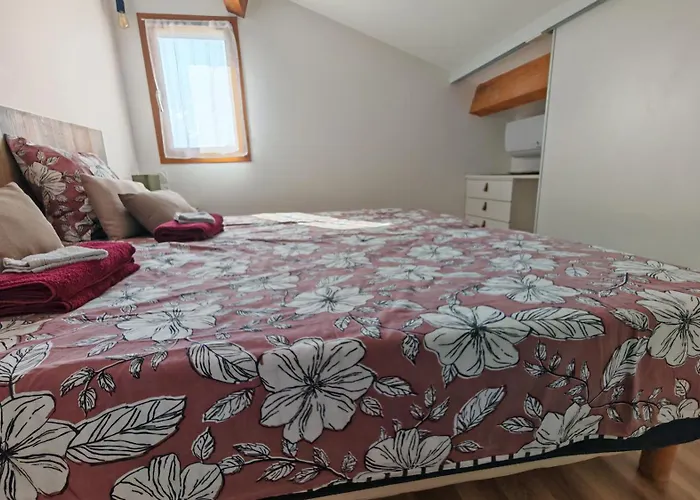 Le Mazet Sooksabai, Confort, Charme Et Decouverte En Petite Camargue Ferienhaus Saint-Laurent-dʼAigouze