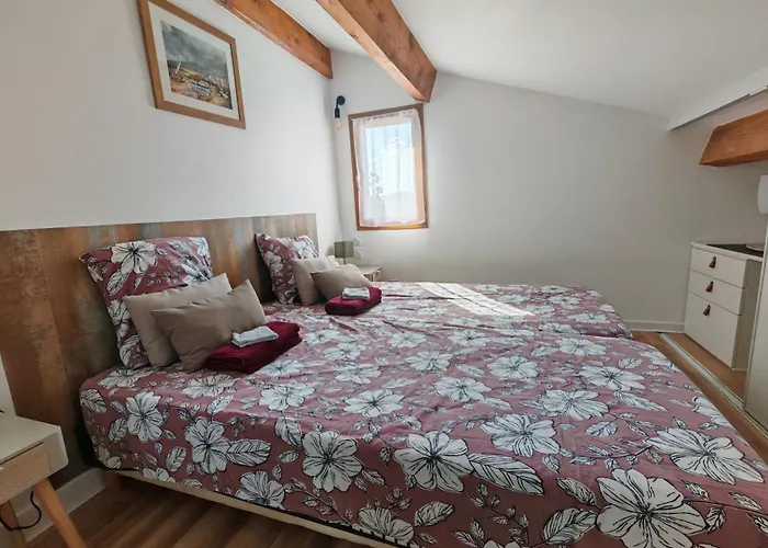 Ferienhaus Le Mazet Sooksabai, Confort, Charme Et Decouverte En Petite Camargue Saint-Laurent-dʼAigouze